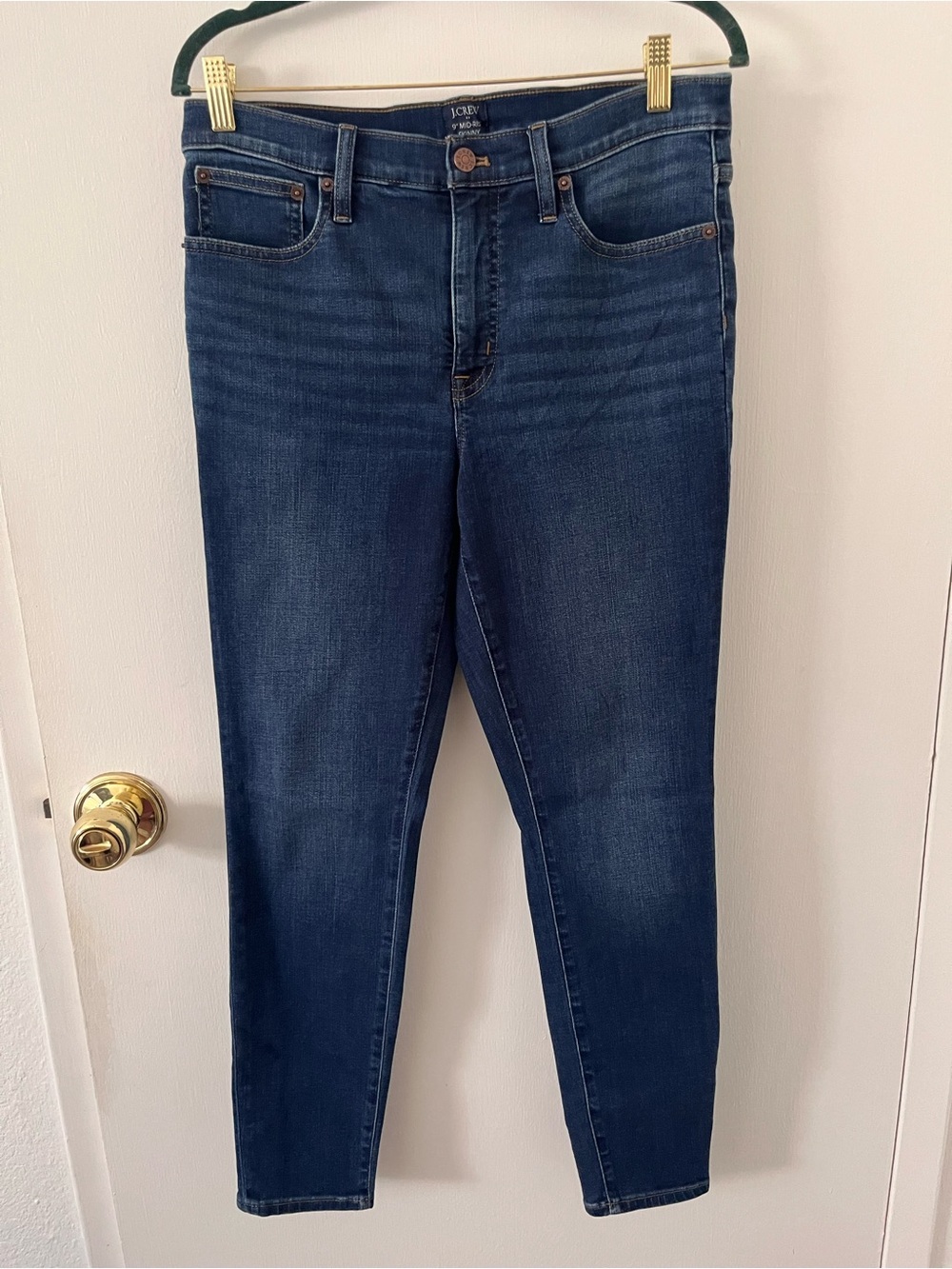 J. Crew 9" Mid Rise Skinny Jean Medium Stretch AK525 Size 29